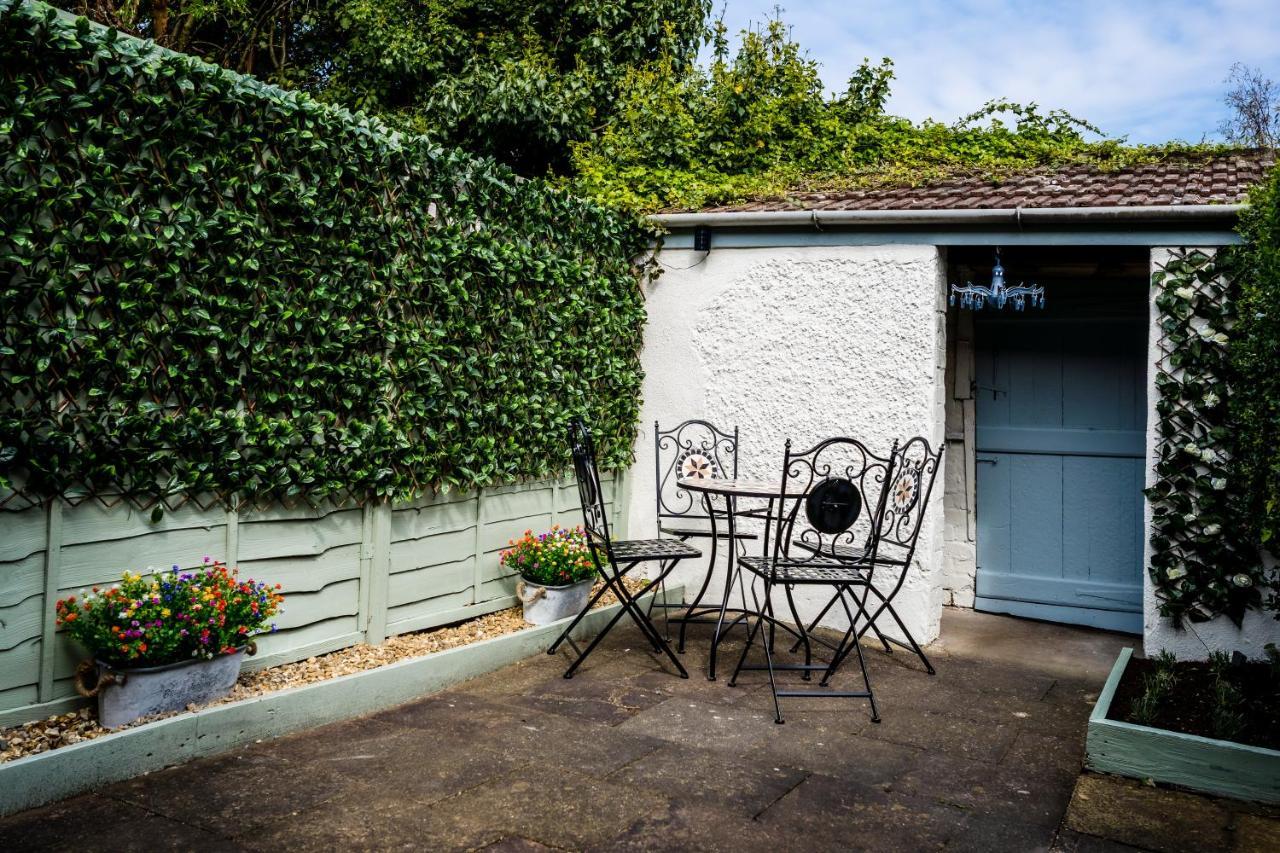 Laurel Cottage Burton  Exterior photo